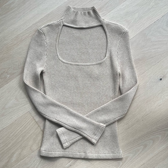 Jonathan Simkhai - Cutout Turtleneck - Picture 4 of 8